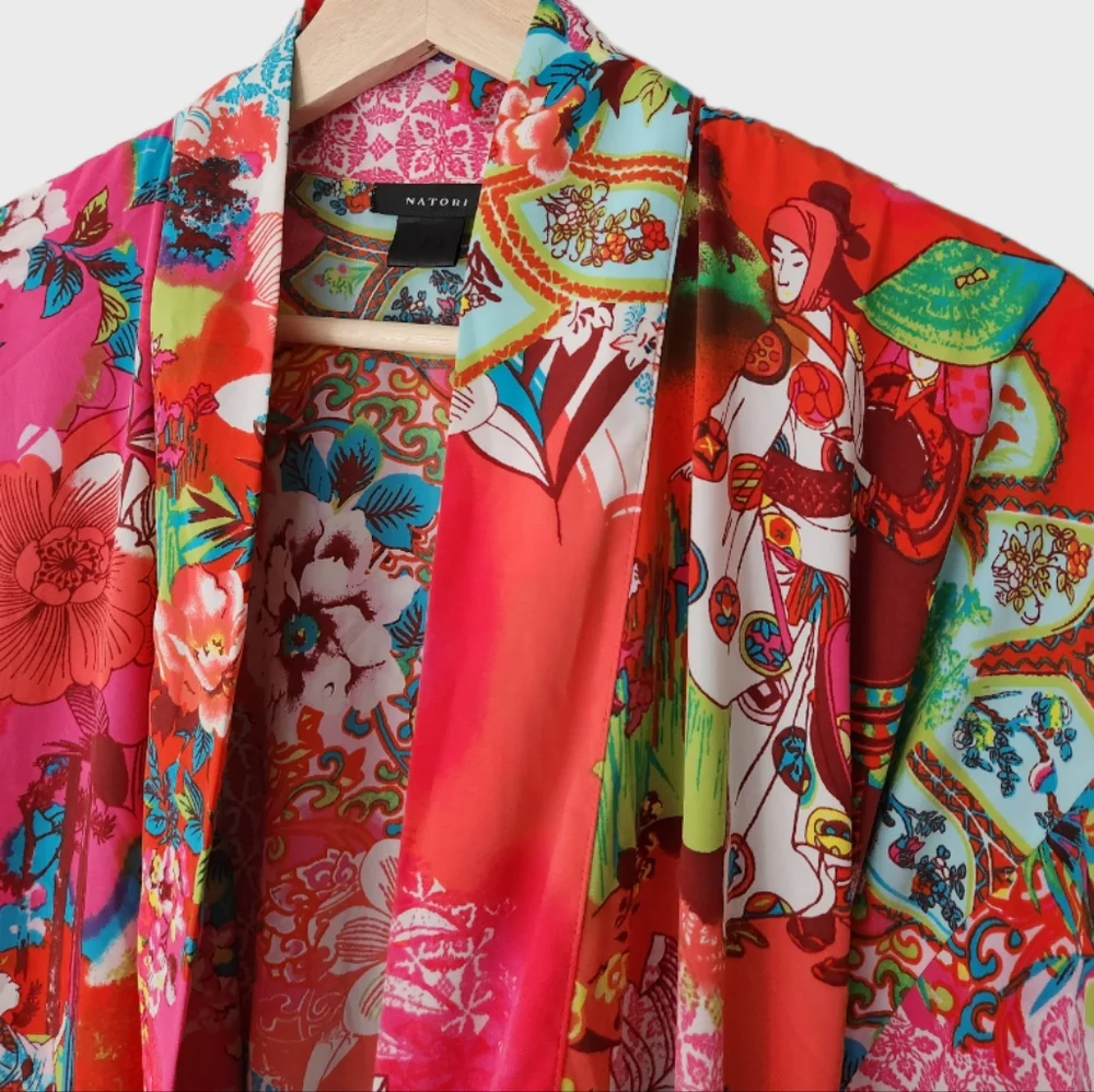 Vibrant Floral Pink & Red Satin Robe - Women's Kimono Style - Picture 4 of 5